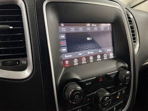 Used 2019 Dodge Durango SXT image 13