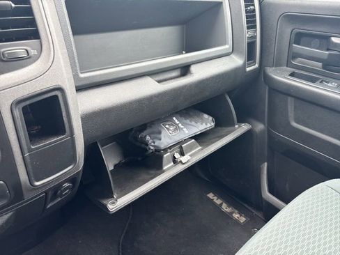 Used 2019 RAM 1500 Express image 22