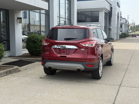 Used 2016 Ford Escape SE w/ SE Chrome Package AWD/4WD image 5