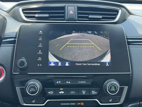 Used 2018 Honda CR-V Touring image 19