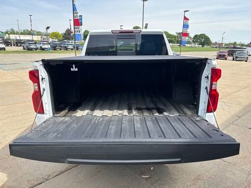 Used 2024 Chevrolet Silverado 1500 LTZ AWD/4WD image 34