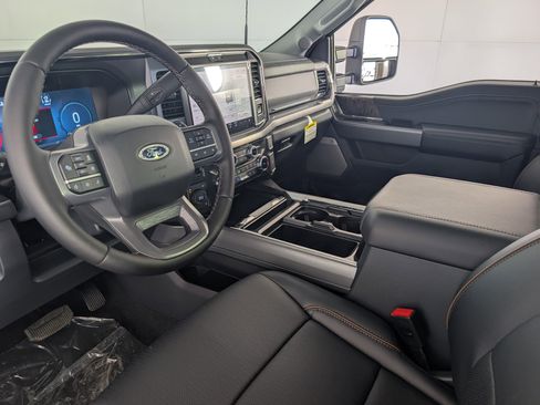 New 2025 Ford F350 Lariat w/ Lariat Ultimate Package image 10