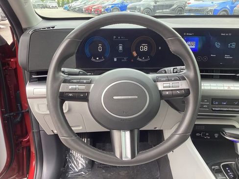 Used 2024 Hyundai Kona SEL AWD/4WD image 15