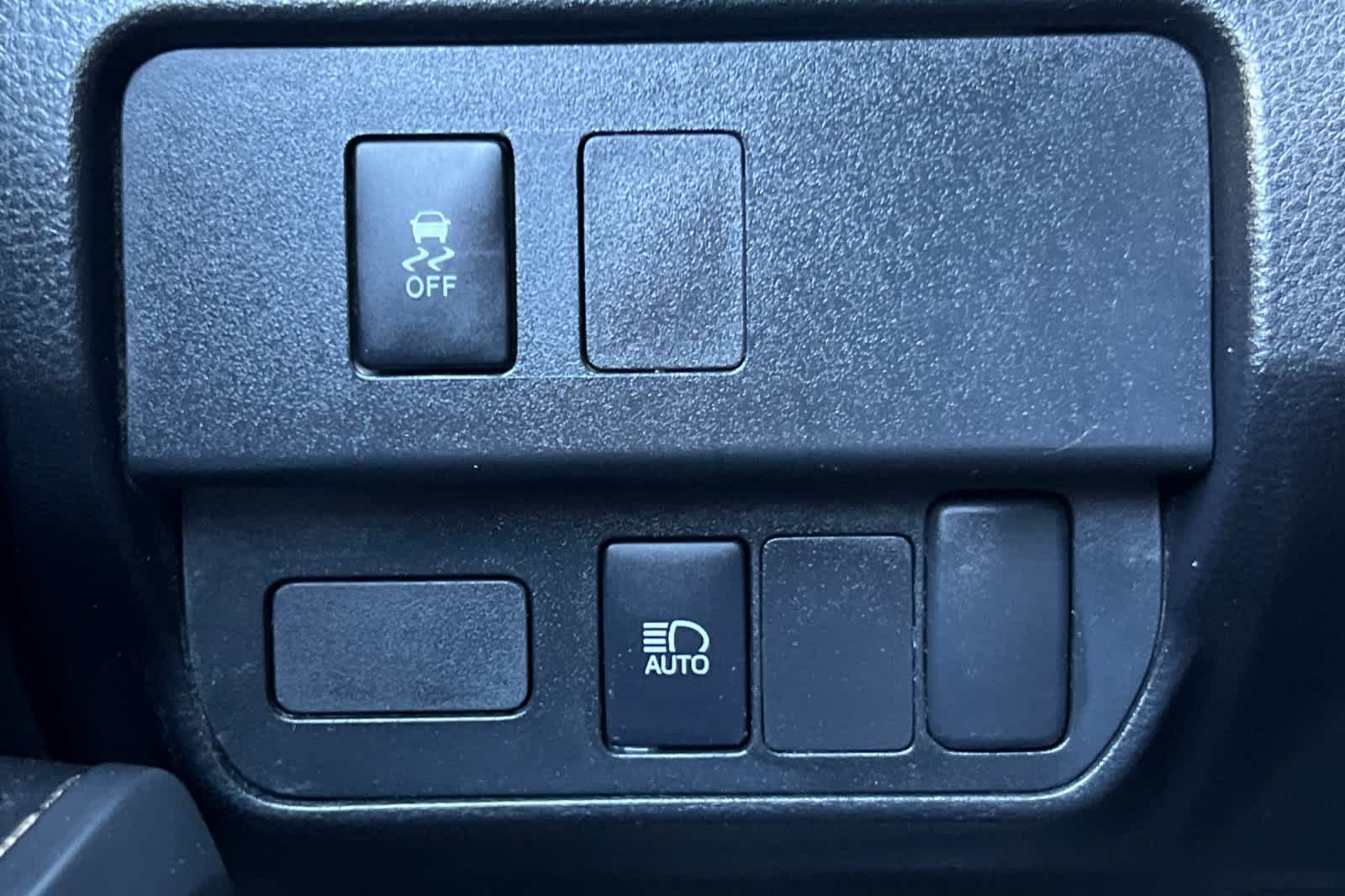 Used 2023 Toyota Tacoma SR RWD image 27