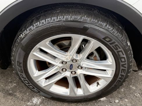 Used 2016 Ford Explorer Limited w/ Equipment Group 301A image 27