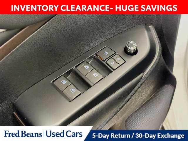 Used 2019 Toyota Highlander XLE AWD/4WD image 24