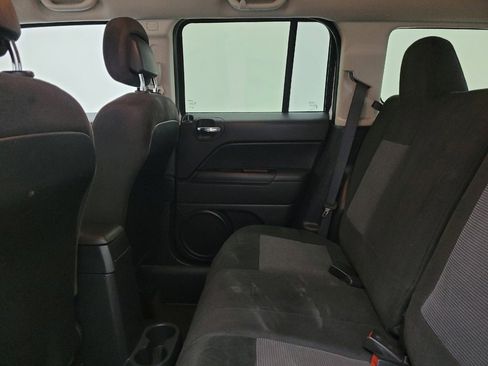 Used 2015 Jeep Patriot Sport w/ Power Value Group image 18