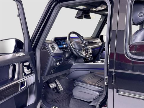 Used 2021 Mercedes-Benz G 550 w/ G Manufaktur Interior Package image 13