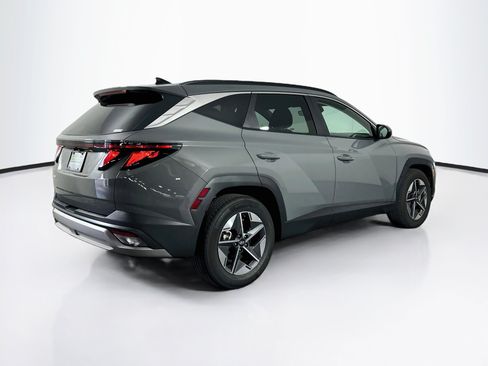 Used 2025 Hyundai Tucson SEL FWD image 9