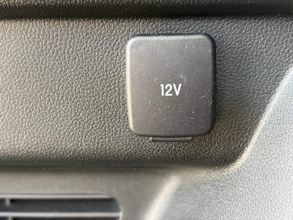 Used 2023 Ford Escape Active w/ Tech Pack #1 AWD/4WD image 10