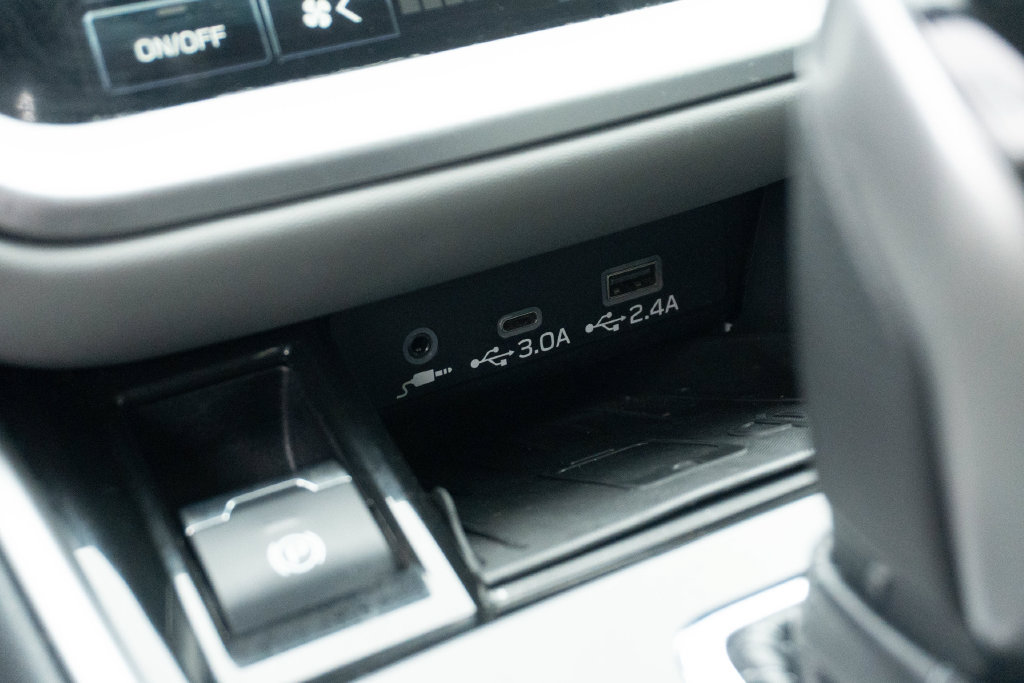 Used 2024 Subaru Outback Premium AWD/4WD image 28