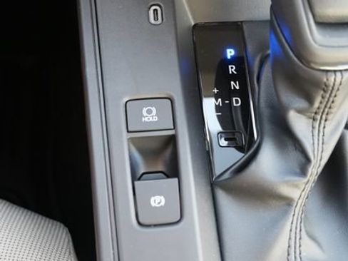 Used 2026 Toyota Corolla Cross L FWD image 35