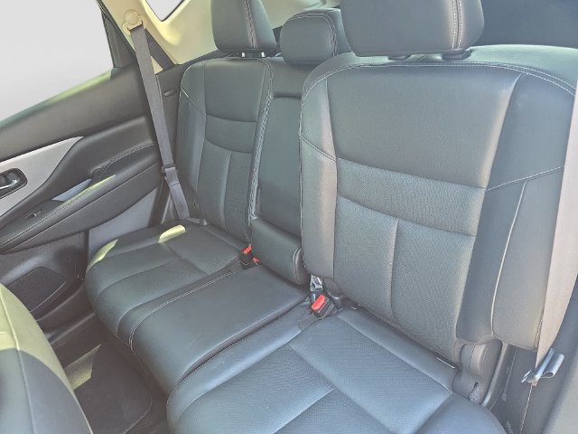 Used 2021 Nissan Murano SL w/ SL Moonroof Package FWD image 17