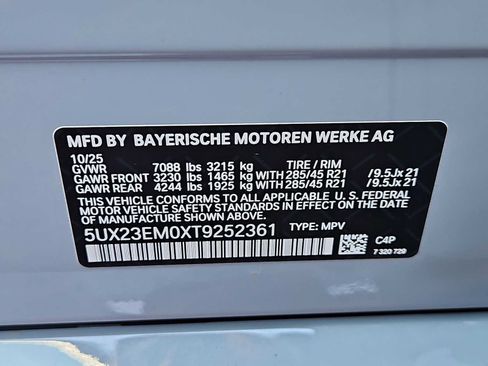 Used 2026 BMW X7 xDrive40i w/ M Sport Package AWD/4WD image 34