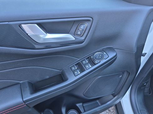 New 2026 Ford Escape ST-Line w/ Tech Pack #1 image 11