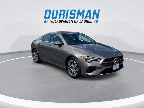 Used 2025 Mercedes-Benz CLA 250 4MATIC image 2