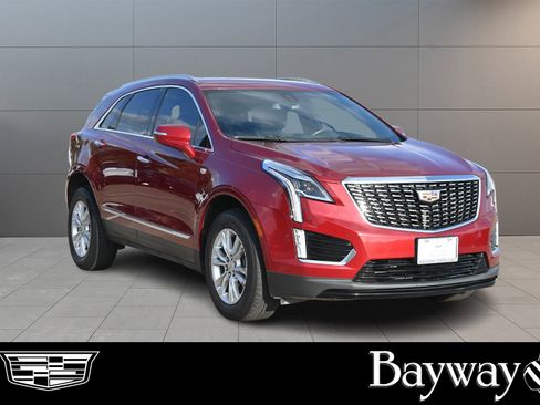 Used 2020 Cadillac XT5 Luxury w/ LPO, Floor Liner Package image 2