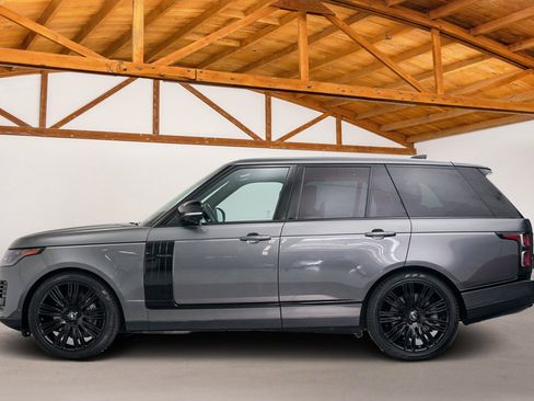 Used 2019 Land Rover Range Rover Supercharged image 2