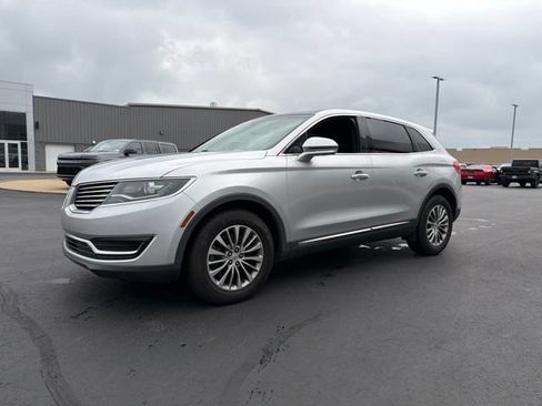 Used 2017 Lincoln MKX Select w/ Lincoln MKX Climate Package AWD/4WD image 3
