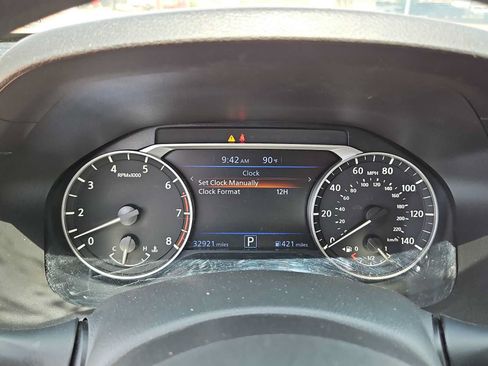 Used 2025 Nissan Altima 2.5 SV FWD image 22