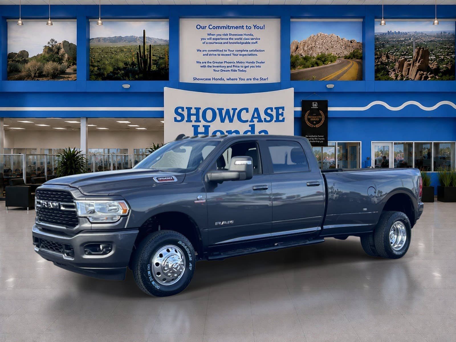 Used 2024 RAM 3500 Big Horn w/ Sport Appearance Package AWD/4WD image 2