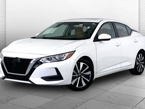 Used 2022 Nissan Sentra SV w/ SV Premium Package image 12