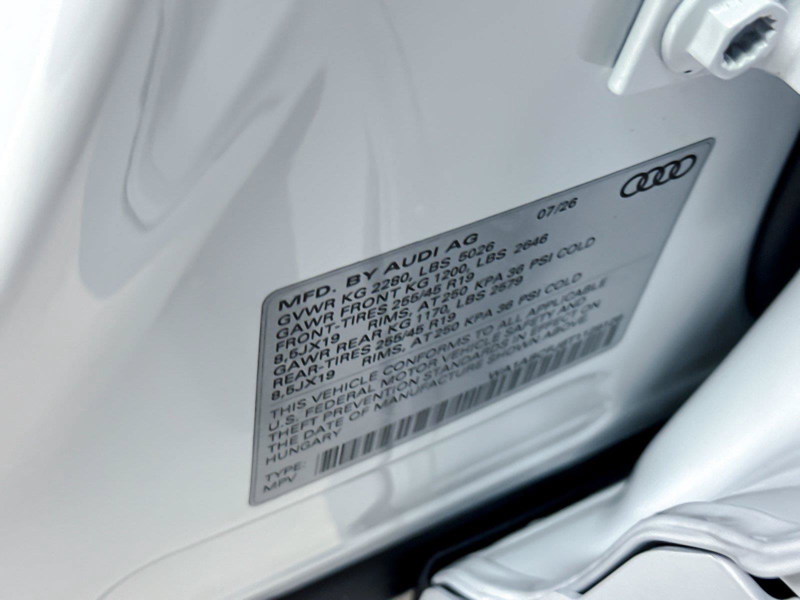 New 2026 Audi Q3 quattro 2.0T AWD/4WD image 28
