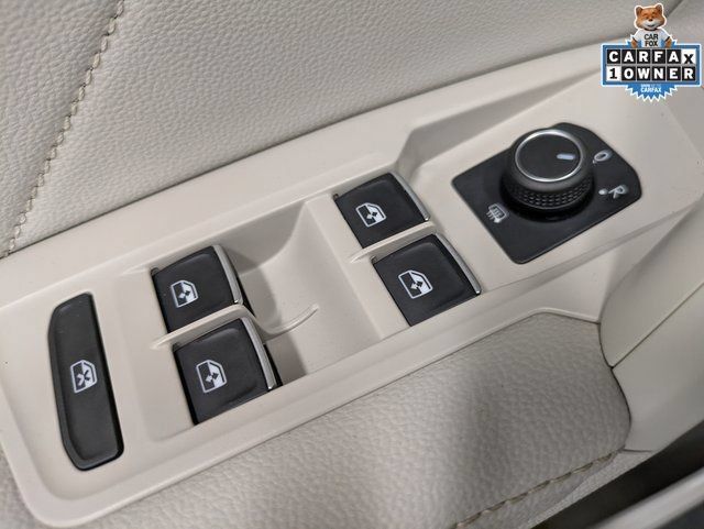 Used 2022 Volkswagen Tiguan SE AWD/4WD image 10
