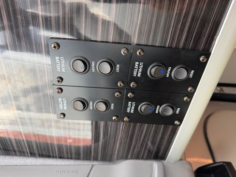 Used 2017 Mercedes-Benz Sprinter 3500 image 79