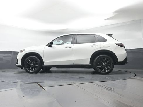 Certified 2024 Honda HR-V Sport image 29