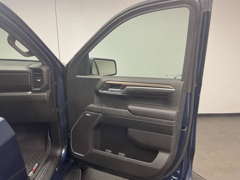 Used 2023 Chevrolet Silverado 1500 RST w/ Convenience Package II AWD/4WD image 23
