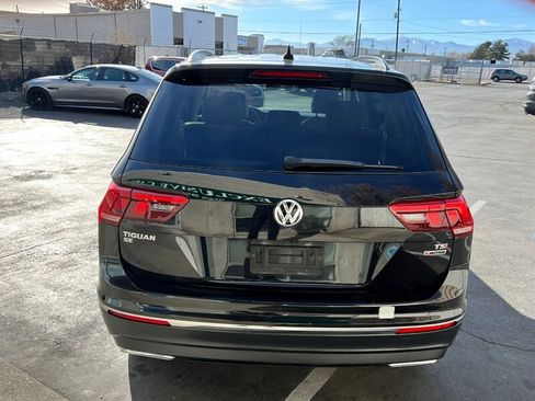Used 2018 Volkswagen Tiguan SEL image 6
