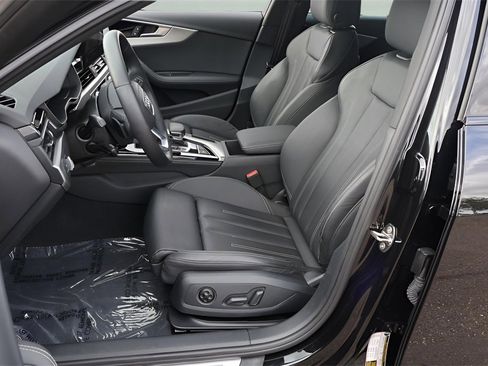 Used 2023 Audi A4 2.0T Premium Plus w/ Premium Plus Package image 12