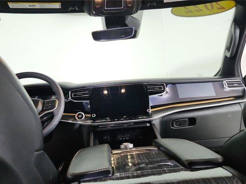 Used 2022 Jeep Wagoneer Series II image 15