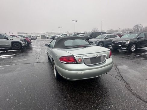 Used 2006 Chrysler Sebring Touring image 3