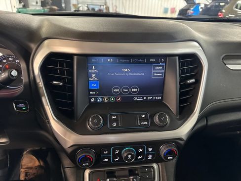 Used 2023 GMC Acadia SLT w/ Preferred Package AWD/4WD image 19