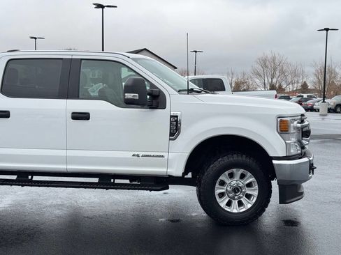 Used 2022 Ford F350 XLT image 4