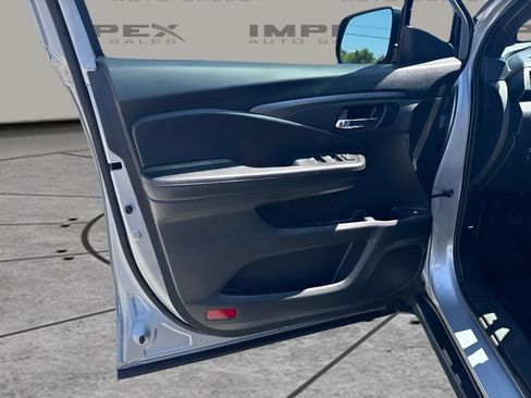 Used 2020 Honda Passport Sport image 14