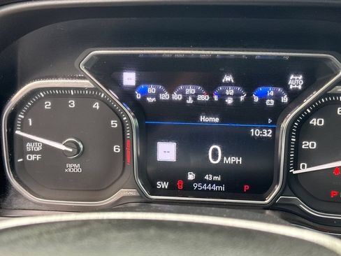 Used 2019 GMC Sierra 1500 Denali w/ Denali Ultimate Package AWD/4WD image 29