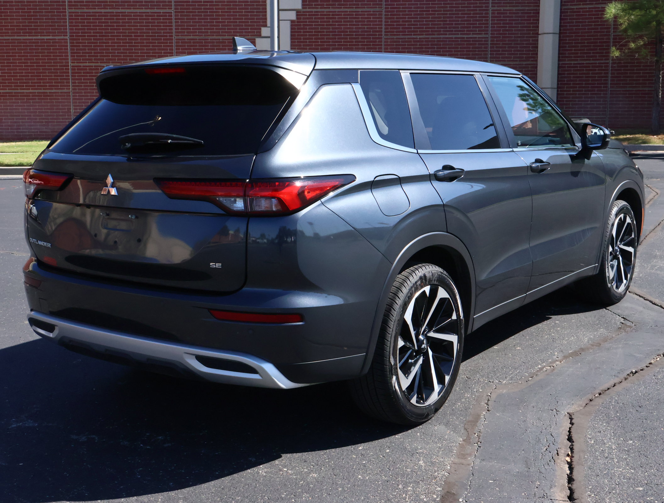 Used 2024 Mitsubishi Outlander SE FWD image 31