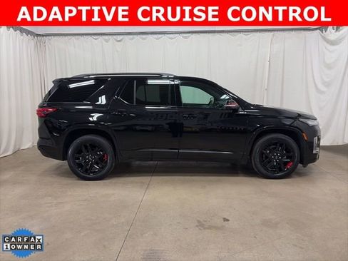 Used 2022 Chevrolet Traverse Premier w/ Redline Edition image 2