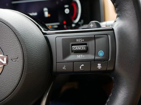 Certified 2023 Nissan Rogue Platinum image 28