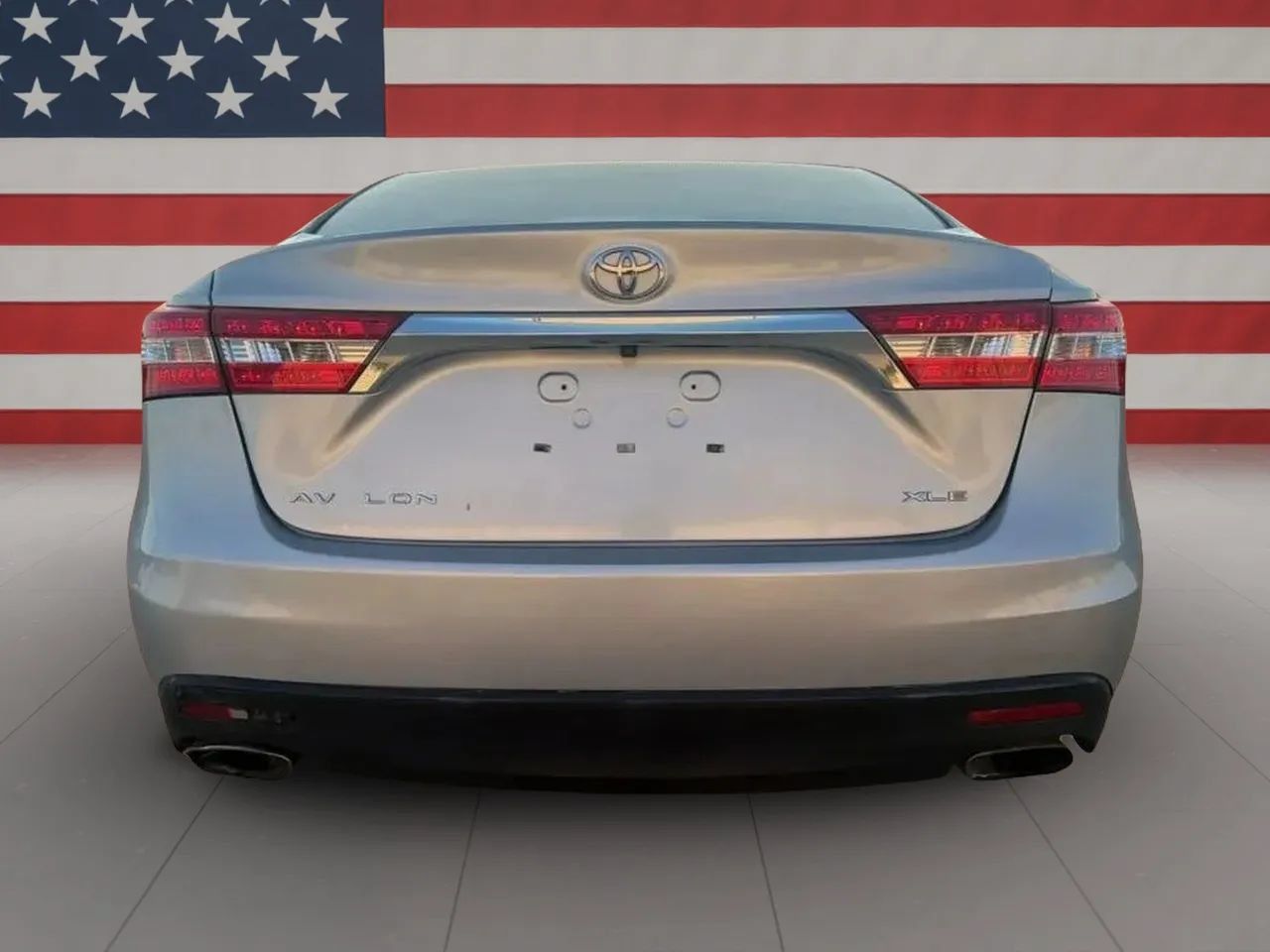 Used 2013 Toyota Avalon XLE Premium FWD image 7
