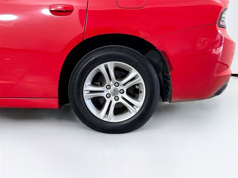 Used 2020 Dodge Charger SXT w/ Leather Interior Group image 32