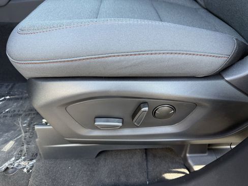 New 2025 Ford Explorer Active image 22