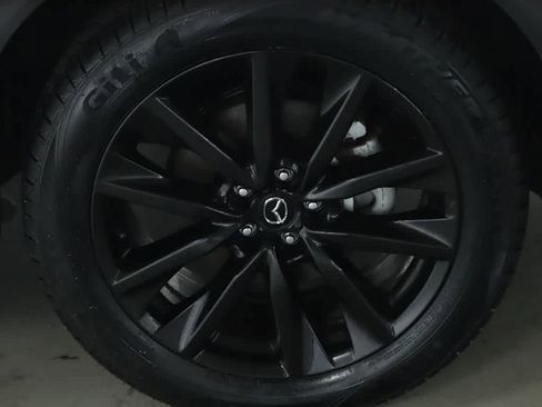 Certified 2023 MAZDA CX-9 Touring Plus image 9