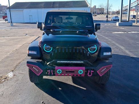 Used 2018 Jeep Wrangler Unlimited Sport S image 8