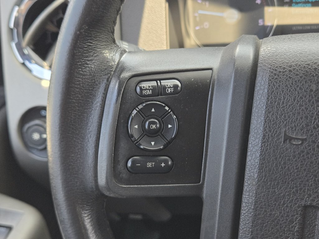 Used 2014 Ford F250 Lariat w/ Lariat Ultimate Package AWD/4WD image 31