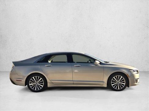 Used 2017 Lincoln MKZ Select w/ Select Plus Package image 5