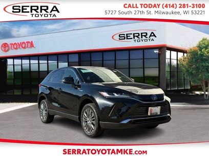 Used 2021 Toyota Venza Limited w/ Carpet Mat Package (TMS)